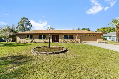 2408 Briarwood Ln, Eustis, FL 32726