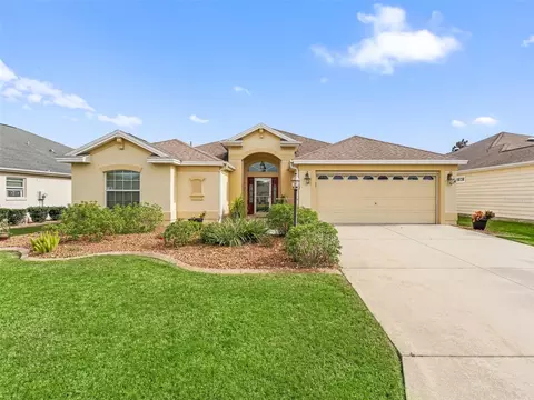 2163 Hames Ln, The Villages, FL 32162