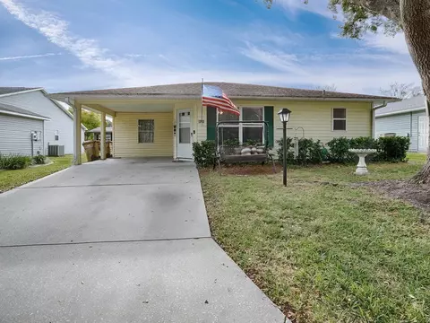 636 Shadow Run Dr, Leesburg, FL 34748