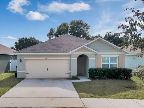 5981 Churchill Square Way, Groveland, FL 34736