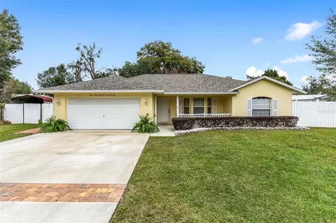 170 Grandview Ave, Umatilla, FL 32784
