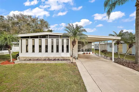 1110 Elkhart Cir, Tavares, FL 32778