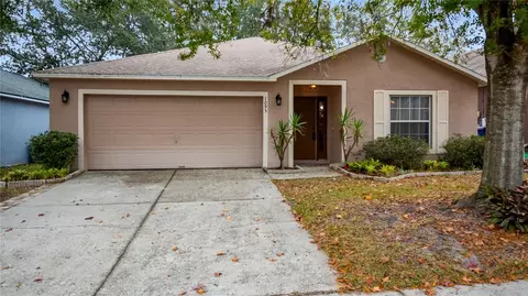 1095 Singleton Cir, Groveland, FL 34736