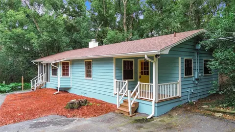 211 S Exeter St, Eustis, FL 32726