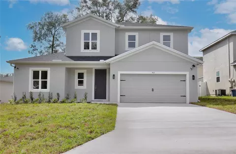 410 Cierra Oaks Cir, Lady Lake, FL 32159