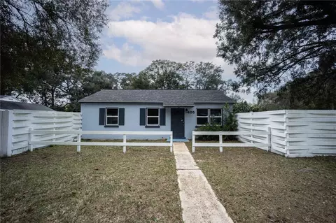 405 Gray Ave, Wildwood, FL 34785
