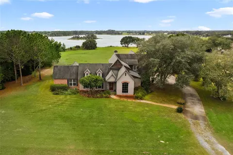 41825 Island Lake Ln, Umatilla, FL 32784