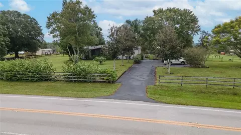 8055 E Dewey Robbins Rd, Howey In The Hills, FL 34737