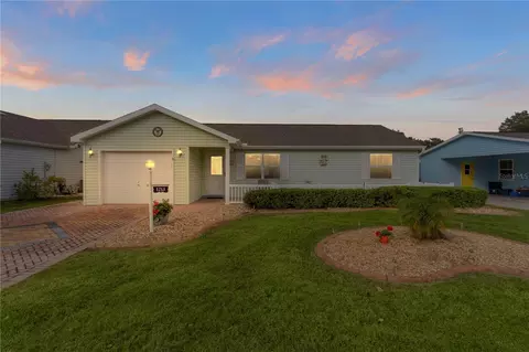 1213 Del Toro Dr, Lady Lake, FL 32159