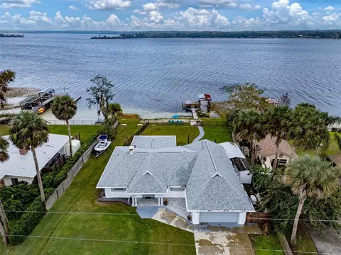 21 SE Chinica Dr, Summerfield, FL 34491