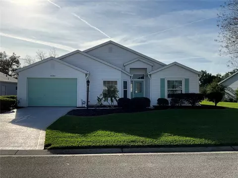 25312 Hibiscus St, Leesburg, FL 34748