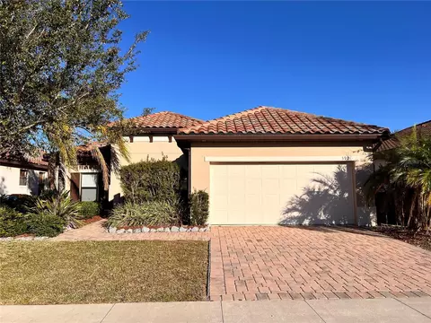 392 Villa Sorrento Cir, Haines City, FL 33844