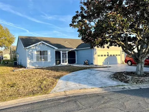 606 Lisbon Ln, The Villages, FL 32159