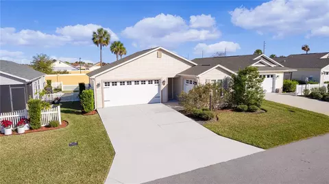 5431 Kate Ct, The Villages, FL 32163
