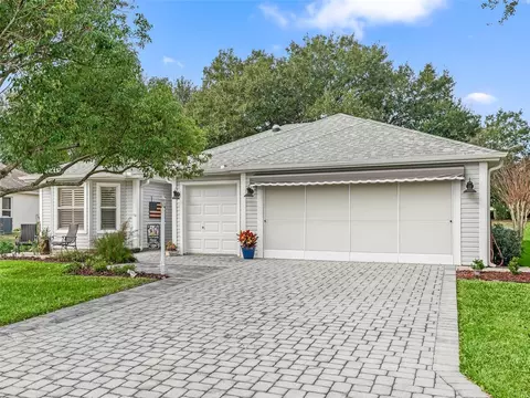 1304 Camero Dr, The Villages, FL 32159