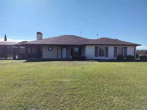 17869 SE 260th Ave Rd, Umatilla, FL 32784