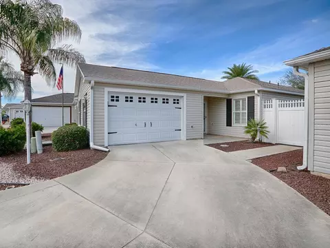 2354 Chestnut Ter, The Villages, FL 32162
