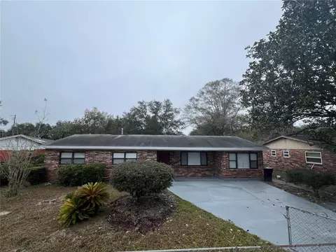 922 SE 20th St, Gainesville, FL 32641