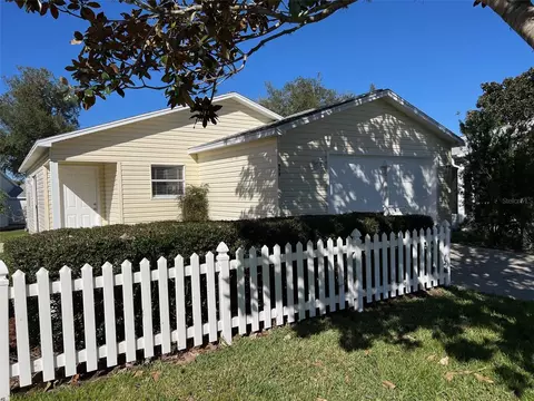 458 Hildalgo Dr, The Villages, FL 32159
