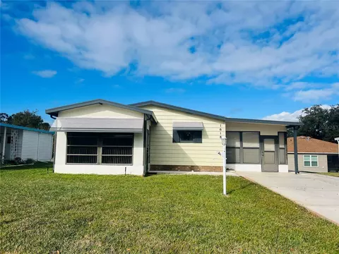 1618 Myrtle Beach Dr, The Villages, FL 32159