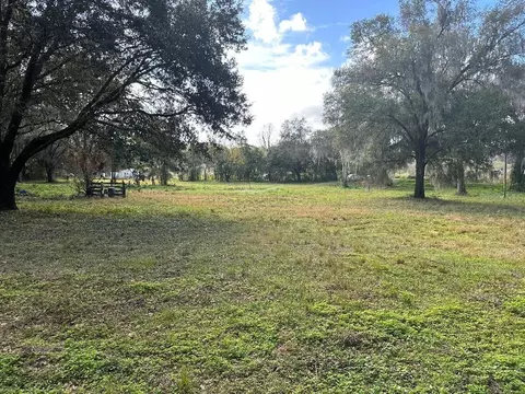 17370 Spring Valley Rd, Dade City, FL 33523