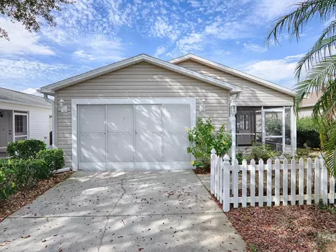 1926 Stafford Ave, The Villages, FL 32162