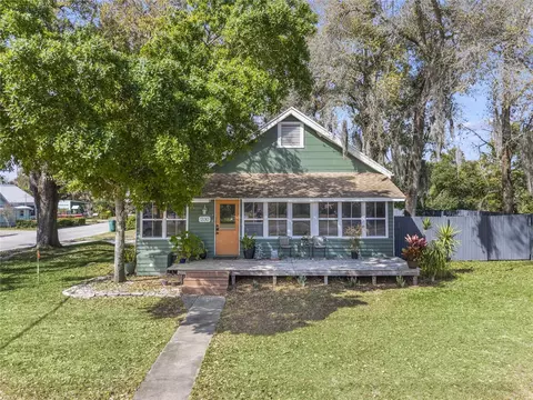 1330 S Grv, Eustis, FL 32726