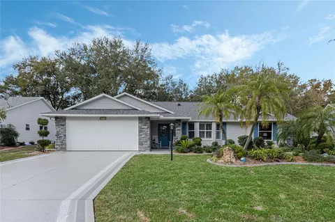 26845 Racquet Cir, Leesburg, FL 34748