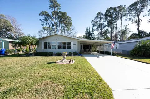 2921 Myakka River Rd, Tavares, FL 32778