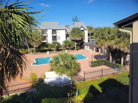 1972 Lake Atriums Cir #200, Orlando, FL 32839