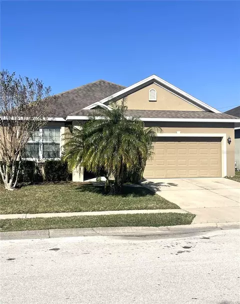 819 Krenson Woods Ln, Lakeland, FL 33813