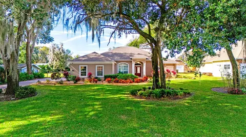26505 Savage Cir, Howey In The Hills, FL 34737
