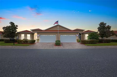 5124 Neptune Cir, Oxford, FL 34484