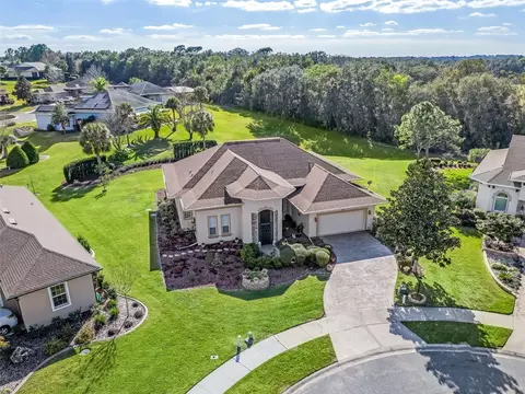 5236 Island Terrace Ct, Lady Lake, FL 32159