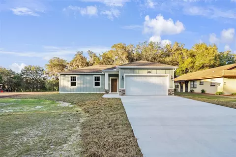 2212 Harlem Ave, Leesburg, FL 34748