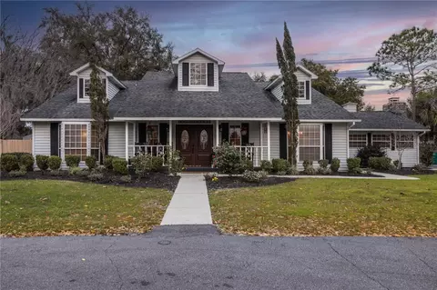 10285 County Road 117, Oxford, FL 34484
