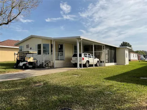 1407 Lester Dr, The Villages, FL 32159