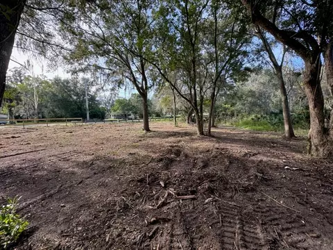 Montclair Road, Leesburg, FL 34748