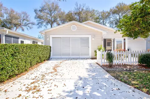 17255 SE 93rd Demoss Ct, The Villages, FL 32159