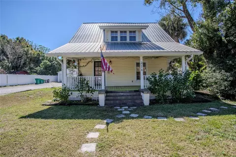 218 E Key Ave, Eustis, FL 32726