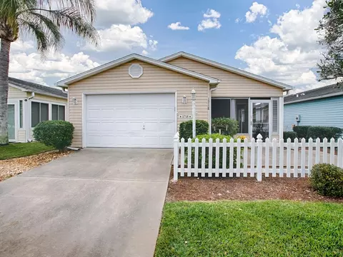 1718 Moreno Pl, The Villages, FL 32159