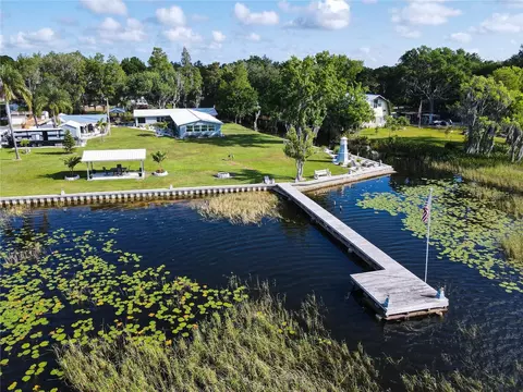 3327 Lakeview Dr, Haines City, FL 33844