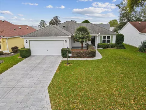 1404 Madrigal Ln, The Villages, FL 32159