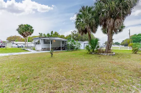10014 SE 24th St, Webster, FL 33597