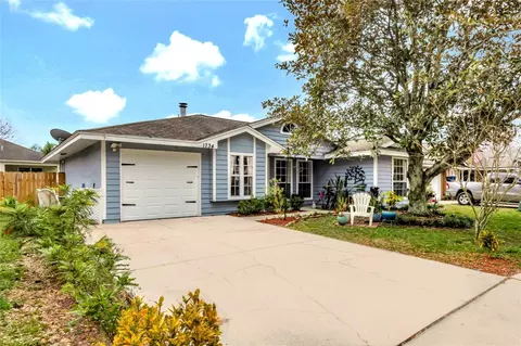 1734 Dorset Dr, Mount Dora, FL 32757