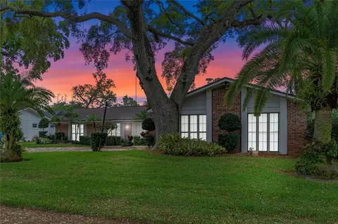4116 N Fallwood Cir, Orlando, FL 32812