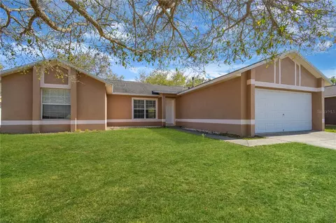 11813 Foxglove Dr, Clermont, FL 34711