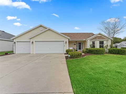 9275 SE 170th Fontaine St, The Villages, FL 32162