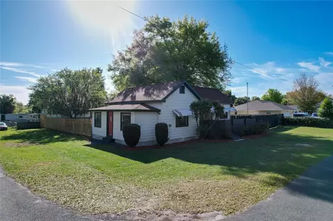 190 Grandview Ave, Umatilla, FL 32784