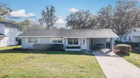 306 Stewart St, Wildwood, FL 34785